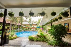 Mayfair Manor Alibag