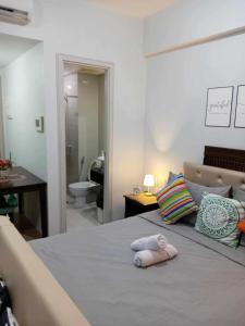 Happy stay Condotel near NAIA terminal 3