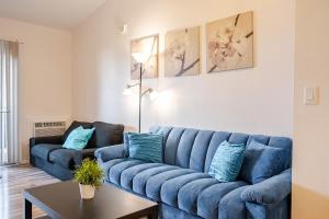 Studio Apartment with Pool in the Heart of MissionValley