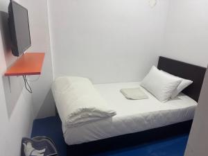H Budget Hotel