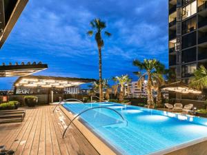 North Melbourne Retreat