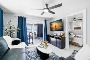 Manatee Key-Waterfront Minutes to Turtle Beach - Vamo