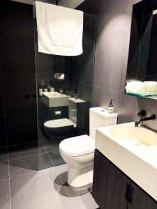 North Melbourne Retreat