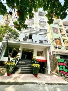 Khách Sạn Tân Hoàng Yến