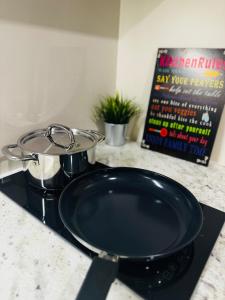 7FF Cozy 1BR Park McKinley West near BGC & Venice Mall