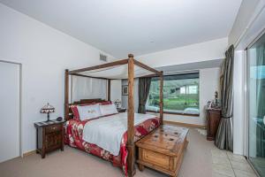 Mountainview Villa Suite in an 6-bedroom Villa