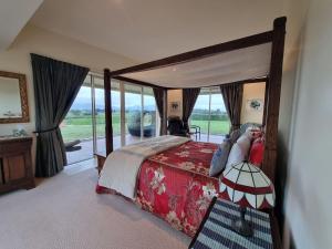 Mountainview Villa Suite in an 6-bedroom Villa