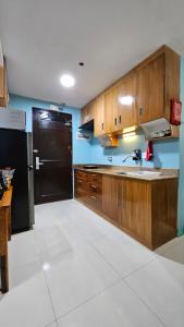 Cozy 2BR Staycation with Balcony Chateau Elysee for 4-6 Pax