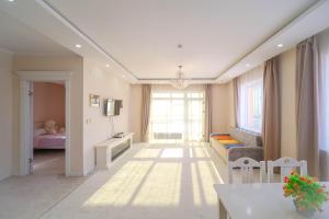 Eagle Town Serviced Apartment