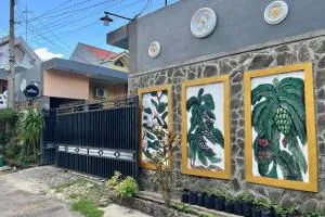 Raysha Luxury Guest House Mitra RedDoorz - Pesisir