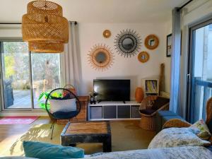 Grand appartement 3 pièces, terrasse au sud et mer à 80m