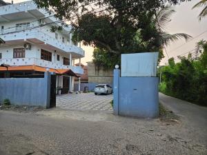 TheviCafe & Accommodation