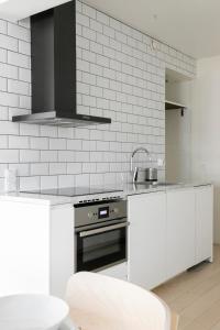 2ndhomes Mikonkatu Apartments next to Railway Station