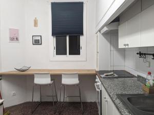 Centric apartment 100m from the beach