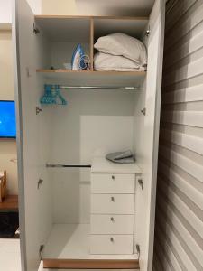 Cozy space in Viceroy Residences McKinley Hill Taguig