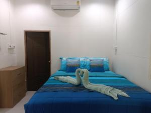 Lanta Baansuan Rimthan