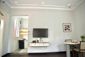 Westlake Tranquil Apartment