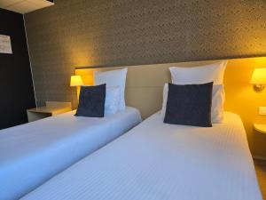Hotels Hotel Le SAINT-GENIES : photos des chambres