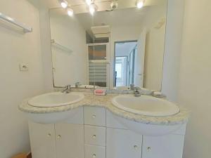 Appartements Maison 3 pieces 6 couchages PORT LEUCATE NATURISME PL040-046 : photos des chambres