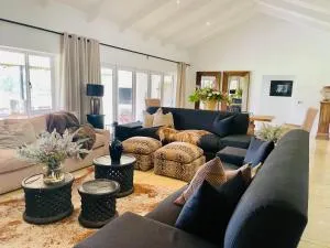 Ichibi Luxury Lodge Plett - Kranshoek Griekwa Nedersetting