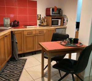 B&B / Chambres d'hotes Maisonnette Nantes : photos des chambres