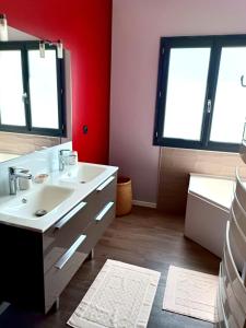 Villas Villa Moderne avec Piscine proche Narbonne : photos des chambres