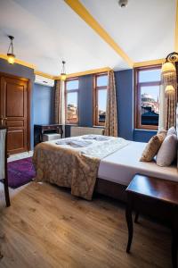 Superior Double Room room in Cheers Hostel