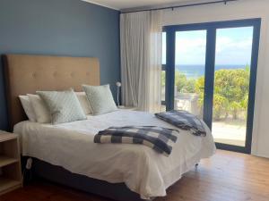 Rus & Roes Beach Home