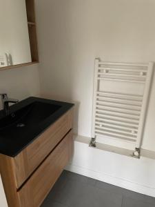 Appartements Les studios de l'Horloge : Studio avec Vue sur Jardin