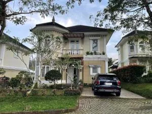 Casmel Escape Villa - Sibolangit