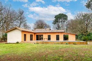 Maisons de vacances Le Bois de la Hutte - Piscine privee : photos des chambres