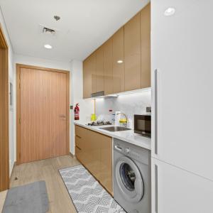 Azizi Riviera 35 - Studio with full Kitchenet - Ideal for monthly