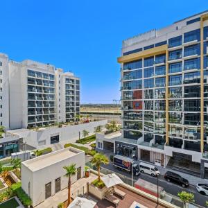 Azizi Riviera 35 - Studio with full Kitchenet - Ideal for monthly