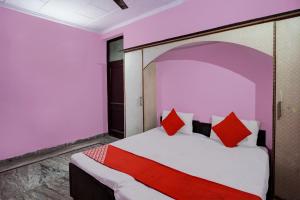 Super Hotel O KHANNAS HOTEL