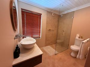 Self Check-in River View Suite