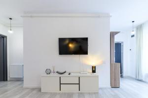 Lovely House By Mary SuperCentral and Parking