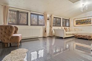 Classic Luxury at Bucharest Mall