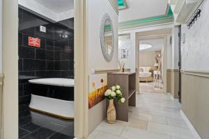 Classic Luxury at Bucharest Mall