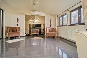 Classic Luxury at Bucharest Mall