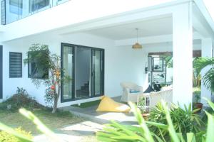 La Frangipane Villa