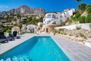 Luxury Villa with Mediterranean and Calpe City