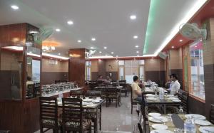 Hotel Sarla Regency