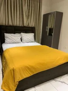 PurpleBrown Hilltop - Nsima