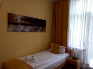 Hotel Karolinger - Self Check-In