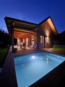 Apardo Chaty Březka-Dvojka