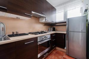 Atlas Arena 2-Bedroom Apartment by BookingHost