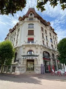 Astoria city - 艾克斯河畔格雷西