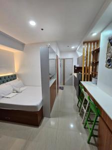 1802 West Jones Residences