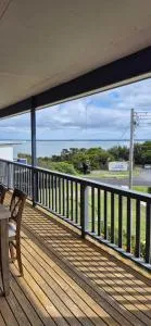 Family escape - Letts Beach