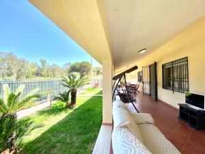 Villa Grace, beach 200 meters away, independent